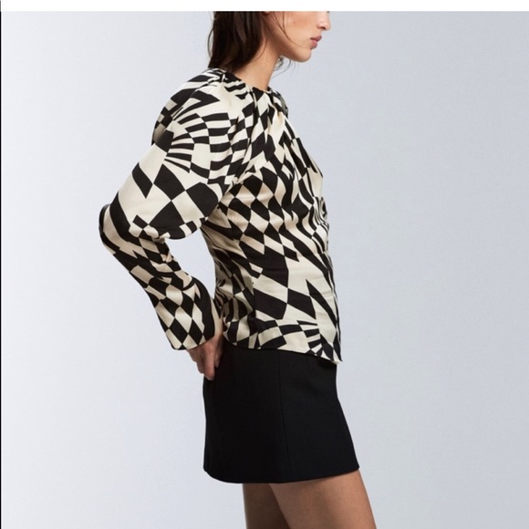 Zara Black and Ecru Draped Abstract Retro Domino Top Satin Material - Picture 2 of 7